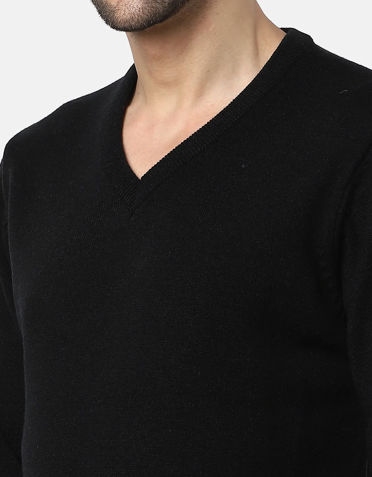 Men Woolen V-Neck Pullover